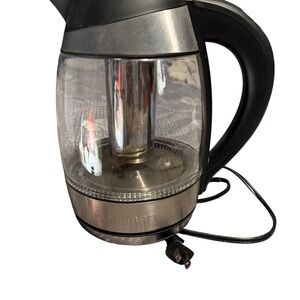 Chefman Device (Hot Water /
Tea Kettle)